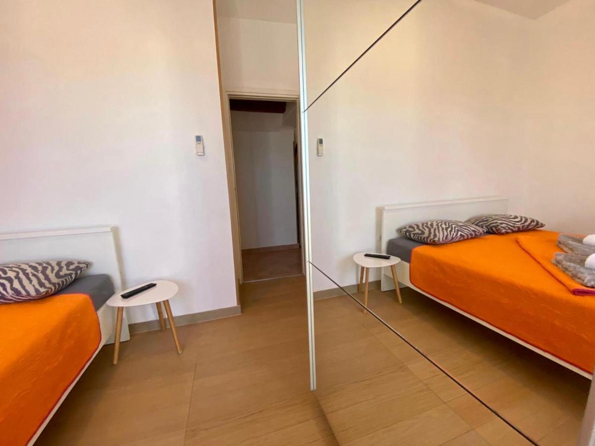 Apartments King - City Center Novalja Exterior foto
