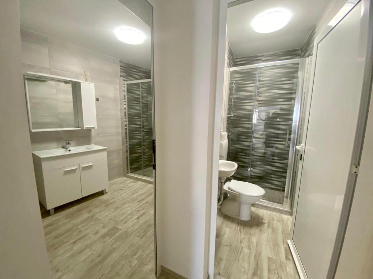 Apartments King - City Center Novalja Exterior foto